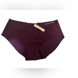 NWT Victoria’s Secret size M panties